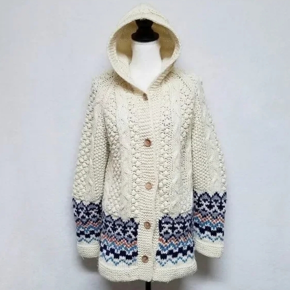 Vintage 1960s Cream Fair Isle Chunky Popcorn Wood Button Hooded Sweater Cardigan - Picture 3 of 12